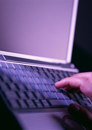 ウェブ会議ならミーティングプラザ